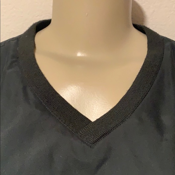 IZOD Golf Windbreaker - Picture 2 of 8